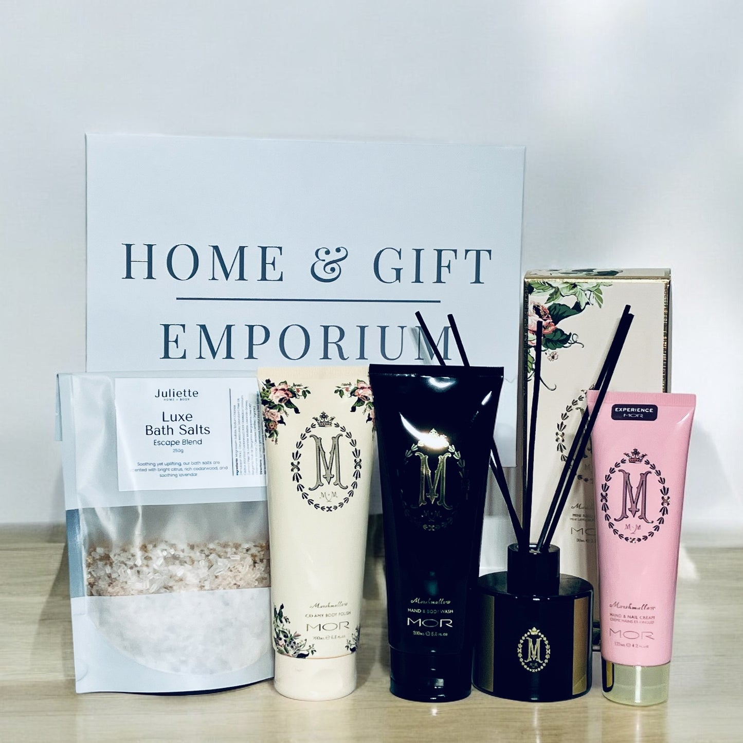 Luxe Living Hamper